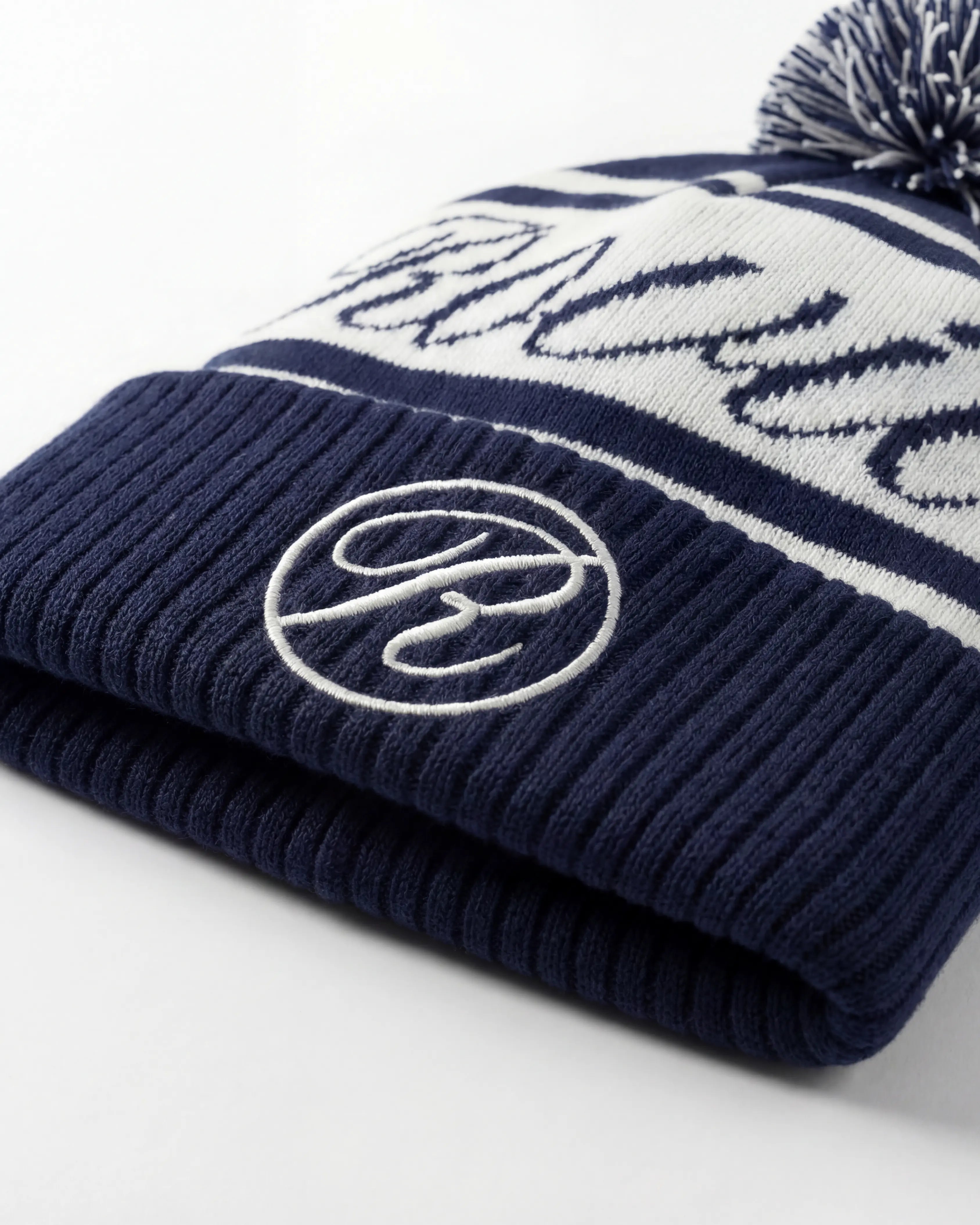 Rovior Stickad Mössa Med Pom Pom Liggandes - Marinblå