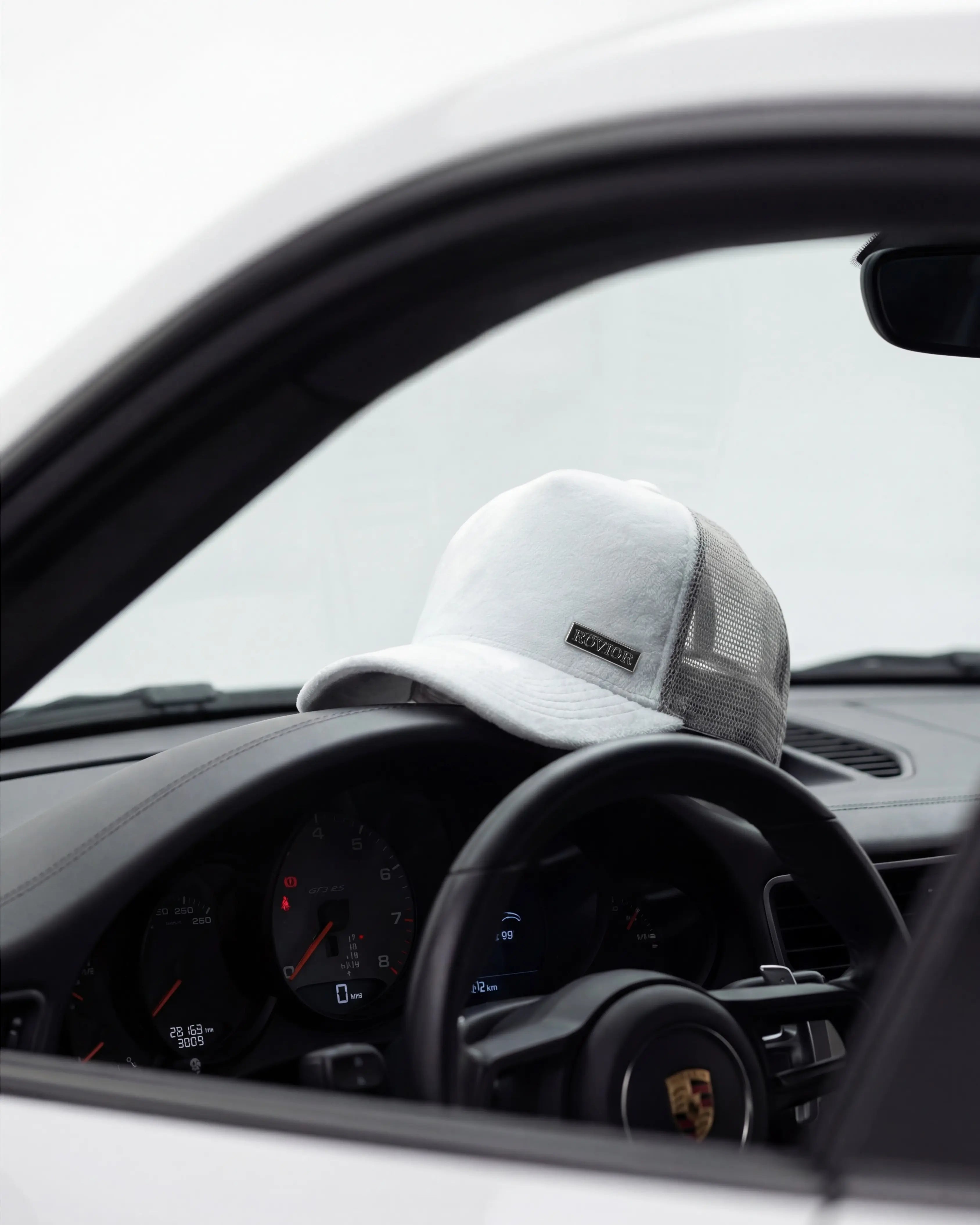 Rovior Velvet Keps Vit